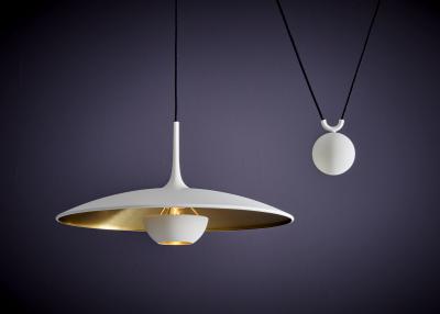 Florian Schulz Florian Schulz Onos 55 in Brass and Flat white with Side Counterweight