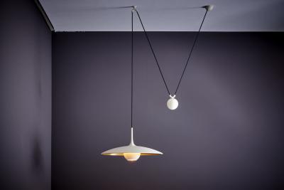 Florian Schulz Florian Schulz Onos 55 in Brass and Flat white with Side Counterweight