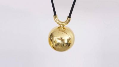 Florian Schulz Florian Schulz Posa Pendant with Counterweight in Brass