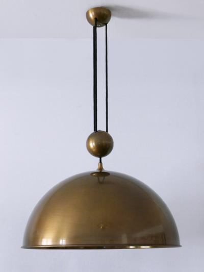 Florian Schulz Large Elegant Mid Century Counterweight Brass Pendant Lamp by Florian Schulz