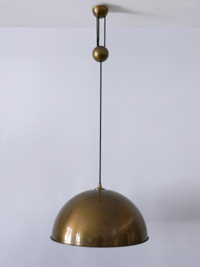 Florian Schulz Large Elegant Mid Century Counterweight Brass Pendant Lamp by Florian Schulz