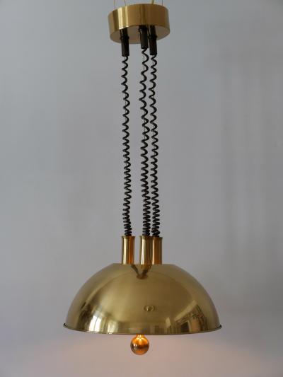 Florian Schulz Large Elegant Mid Century Pulldown Brass Pendant Lamp by Florian Schulz 1970s