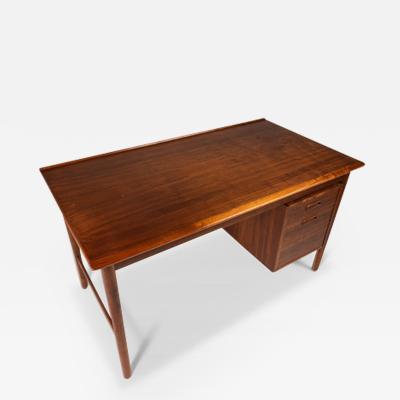 Folke Ohlsson Mid Century Modern Model 541 Writers Desk in Walnut by Folke Ohlsson