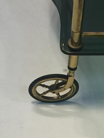 Fontana Arte GLAMOROUS GLASS AND BRASS CART ATTRIBUTED TO FONTANA ARTE