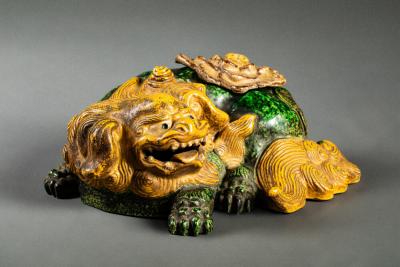 Foo Dog Shi Shi Incense Burner Koro with Removable Lid