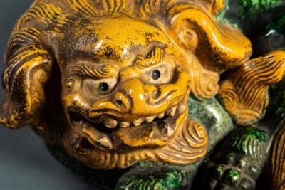 Foo Dog Shi Shi Incense Burner Koro with Removable Lid