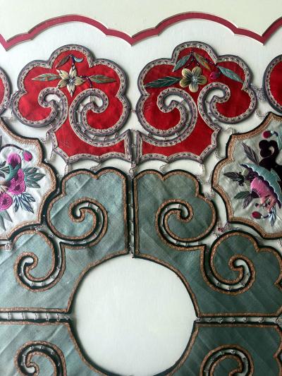 Framed Chinese Embroidered Silk Collar Qing Dynasty