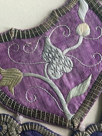 Framed Chinese Embroidered Silk Collar Qing Dynasty