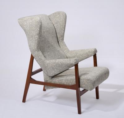 Franco Albini Exceptional pair of Franco Albini Fiorenza Armchairs