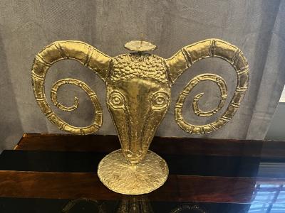 Francois Xavier Lalanne FORGED BRASS RAM HEAD CANDLE HOLDER IN THE MANNER OF FRANCOIS XAVIER LALANNE