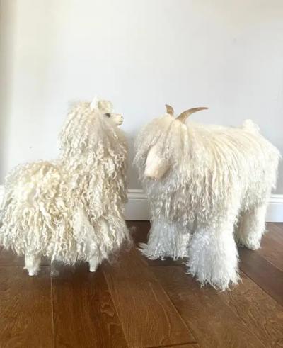 Francois Xavier Lalanne Pair of French Mid Century Sheep Sculptures in Style of Francois Xavier Lalanne
