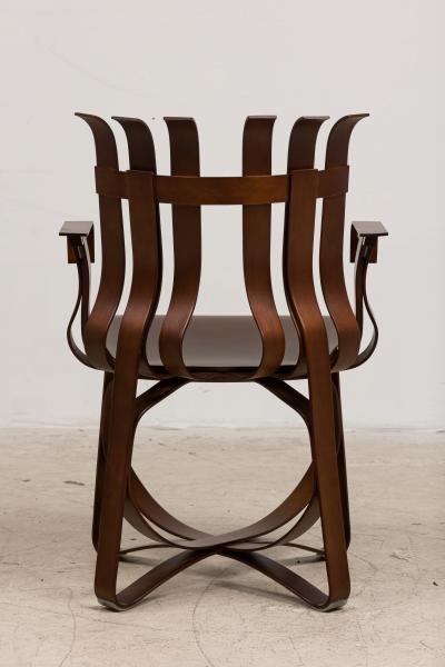 Frank Gehry 34 Frank Gehry for Knoll Hat Trick Armchairs