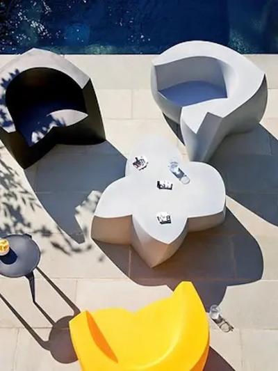 Frank Gehry Gehry easy chair