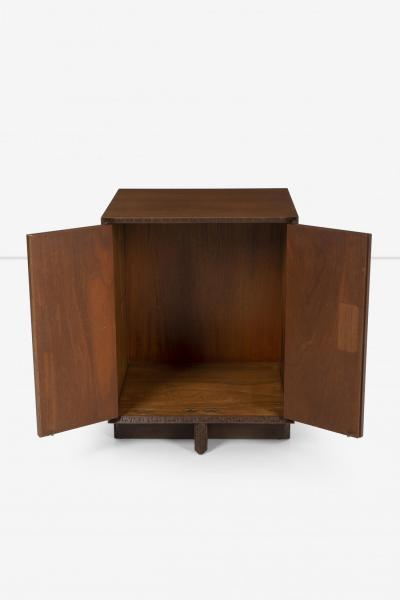 Frank Lloyd Wright Frank Lloyd Wright Tailiesin Two Door Case