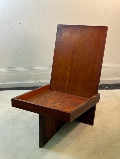 Frank Lloyd Wright RARE MODERNIST WOOD CHAIR ATTRIBUTED TO FRANK LLOYD WRIGHT