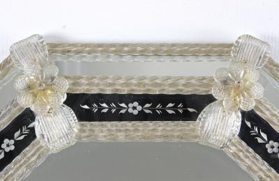 Fratelli Barbini 20th Century Octagonal Murano Glass Mirror With Glass Flowers Italy ca 1970s