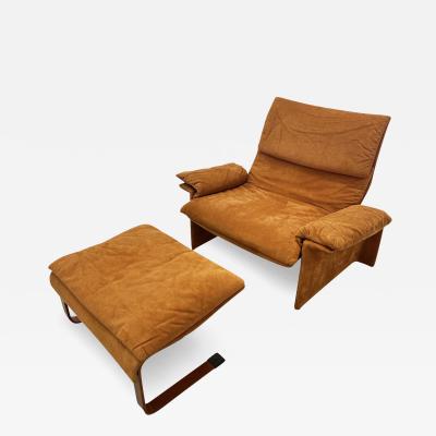 Fratelli Saporiti Mid century Italian Saporiti Lounge Chairs and Ottomans by Giovanni Offredi