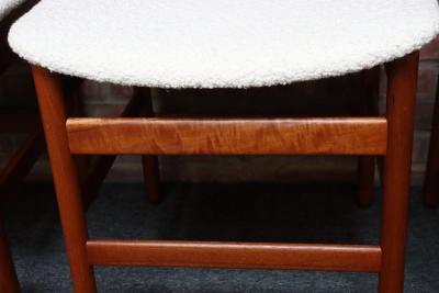 Fratelli Saporiti Set of Eight Italian Modern Shell Dining Chairs in Teak and Boucl by Saporiti