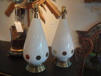 Frederick Cooper Lamp Co Pair of Italian Mid Century Modern White Porcelain and Brass Lamps