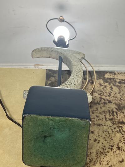Frederick Weinberg MID CENTURY PLASTER BRASS ABSTRACT SCULPTURAL LAMPS WITH ORIGINAL RED SHADES