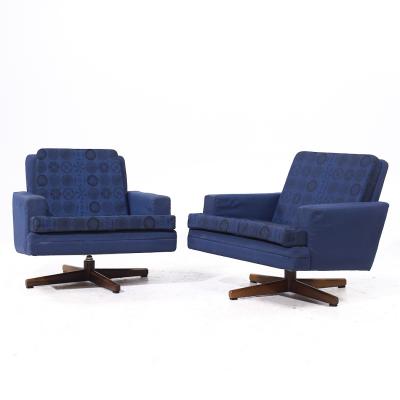 Fredrik Kayser Fredrik Kayser Model 807 Mid Century Norwegian Swivel Lounge Chairs Pair