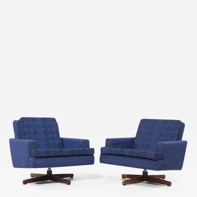 Fredrik Kayser Fredrik Kayser Model 807 Mid Century Norwegian Swivel Lounge Chairs Pair