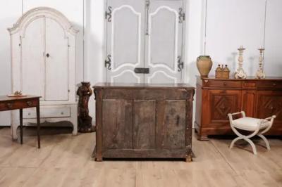French 16th Century Henri II Period Walnut Buffet with Folded Cloth Ornaments