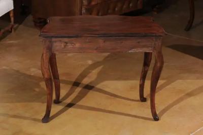 French 1750s Period Louis XV Walnut Console Table with Serpentine Front