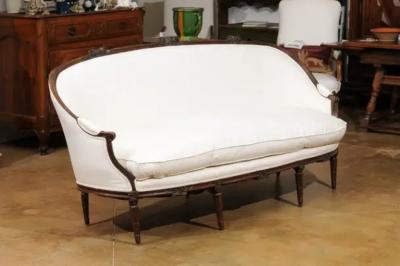 French 1780s Louis XVI Period Walnut Canap en Corbeille