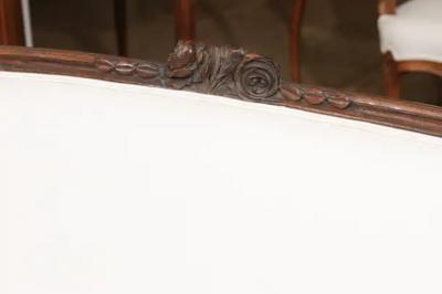 French 1780s Louis XVI Period Walnut Canap en Corbeille