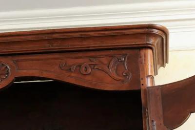 French 1790s Walnut Buffet Deux Corps with Glass Doors and Carved Motifs