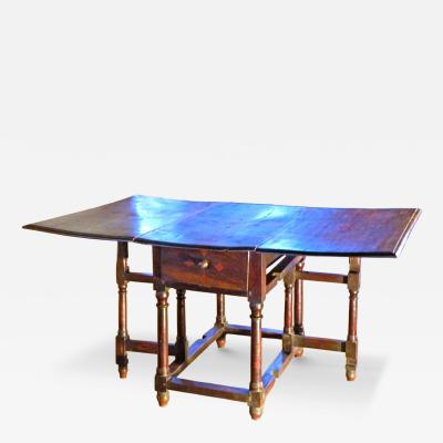 French 17th Century Louis XIII Walnut and inlaid Drop Leaf Table