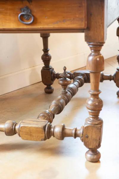 French 1850s Louis XIII Style Cherry Table with Lateral Drawer and Turned Legs