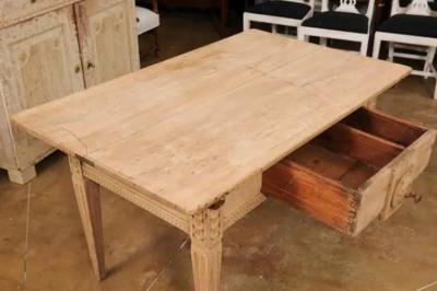 French 1850s Napol on III Period Center Table with Carved Motifs and Drawer