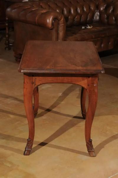 French 1860s Louis XV Style Walnut Side Table with Hoofed Feet and Single Drawer