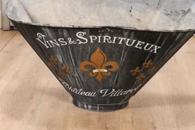 French 1890s Ch teau Villaret Grape Picking Hod with Fleur de Lys Motifs