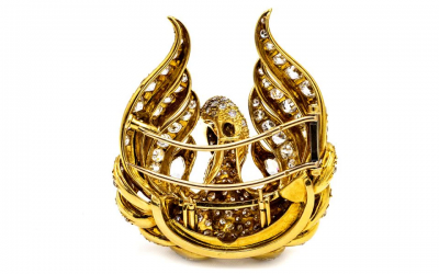 French 18K Yellow Gold Swan Diamond 16 00cttw Brooch