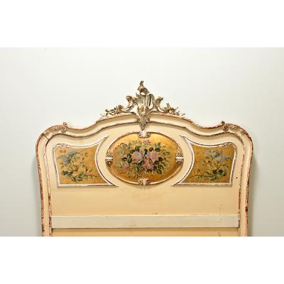 French 18th Century Louis XV Painted Gilt Queen Bed