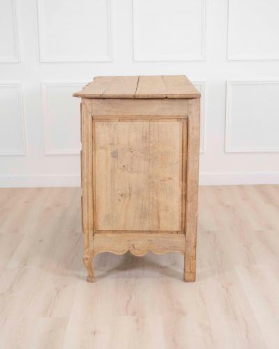 French 18th Century Natural Oak Chest of Drawers