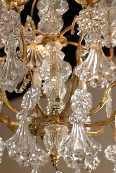French 1900s Belle poque Brass and Crystal 10 Light Chandelier with Pendeloques