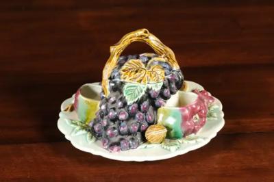 French 19th Century Glazed Majolica Lidded Fruit Dish with Grapes