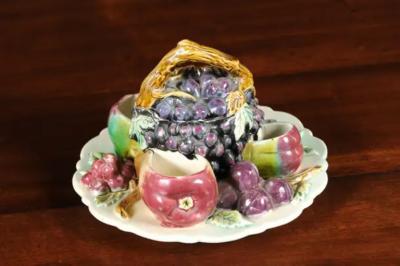 French 19th Century Glazed Majolica Lidded Fruit Dish with Grapes