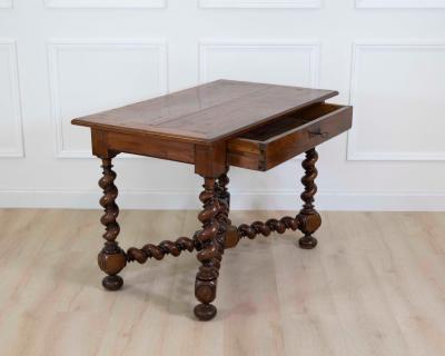 French 19th Century Louis XIII Style Walnut Table