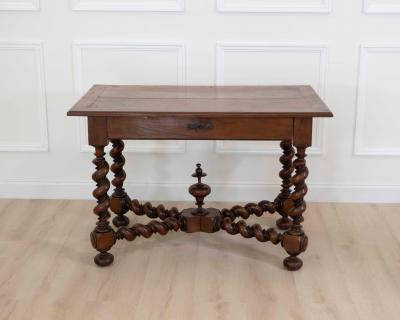 French 19th Century Louis XIII Style Walnut Table