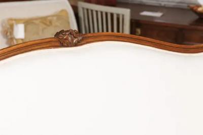 French 19th Century Louis XV Style Wooden Three Seat Canap Oreilles h88a