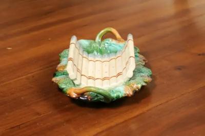 French 19th Century Majolica Asparagus Serving Tray with Oval Foliage Plate