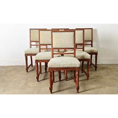 French 19th Century Set of Six Carved Oak Dining Chairs