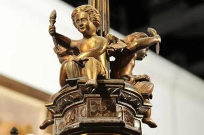 French 19th Century Three Light Bronze and Baccarat Chandelier with Cherubs