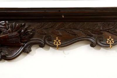 French 19th Century Wooden Rack with Carved Ribbon Tied Quiver and Arrows