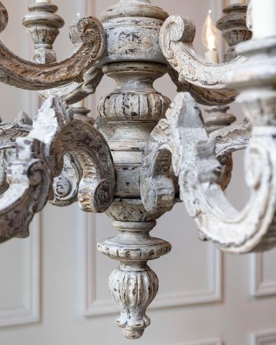 French 20th Century Carved and Painted Wood Twelve Light Chandelier